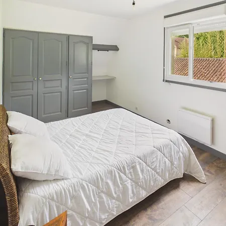 Grand Jardin, Maison Pour 4 à St Cyprien Casa vacanze